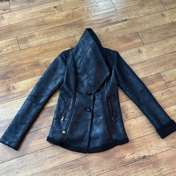 Soia & Kyo Women's Black Shearling Jacket - Picture 7 of 13
